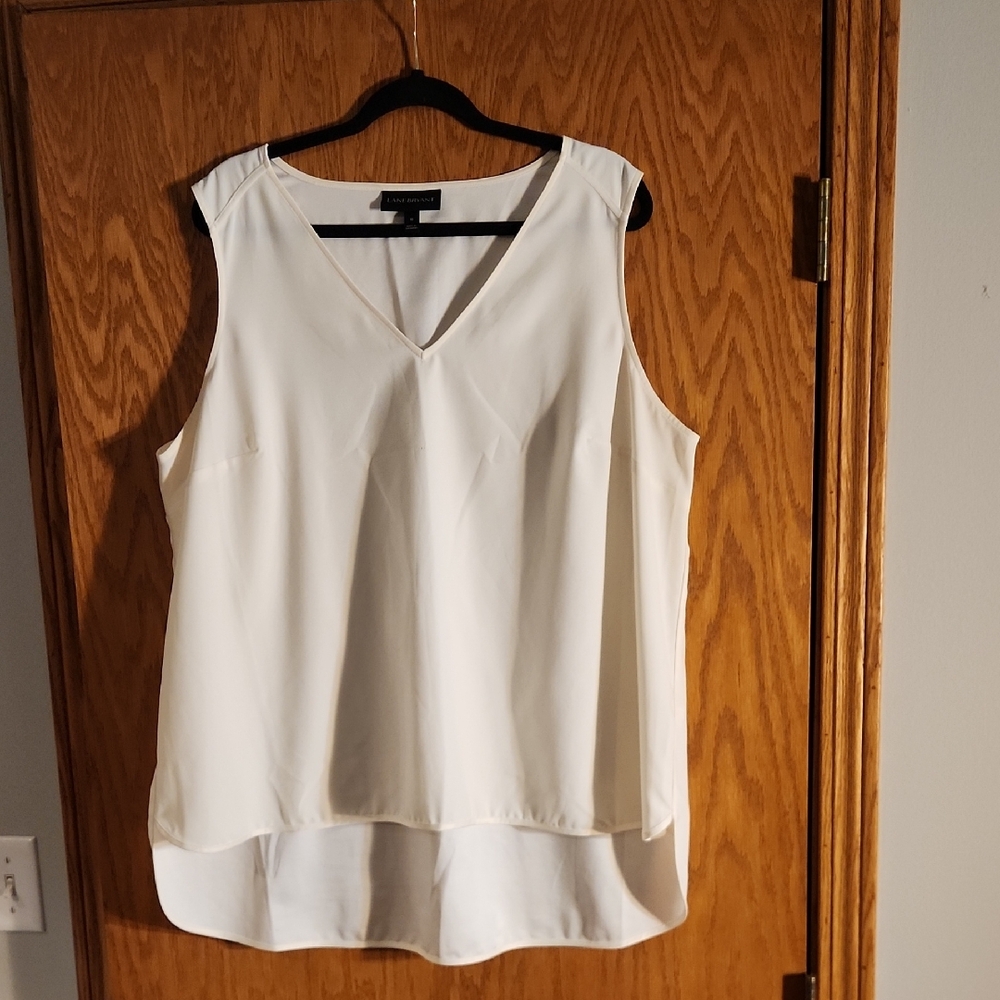 Lane Bryant Cream High/Low Sleeveless Blouse, Size 18